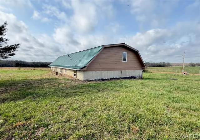 4th image of 20542 Concord Rd, Salem, MO 65560 | MLS# MIS26019717