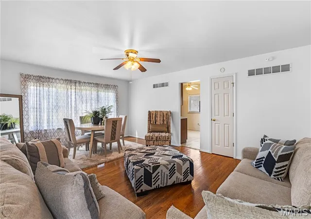 Photo 3 of Single family home for sale at 704 Village Square Dr, Hazelwood, MO 63042 | MLS# MIS26019830 | Listing updated on 2026-04-25