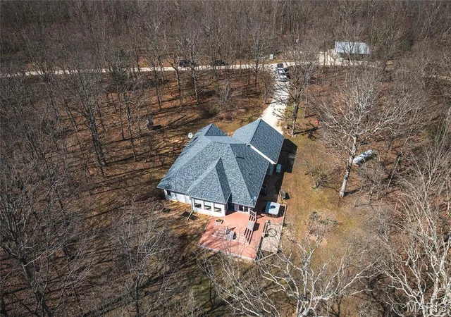 Homes for sale in Newburg, MO | 21500 County Road 7670, Newburg, MO 65550 | MLS# MIS26019871
