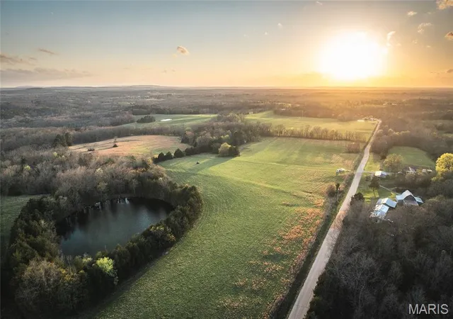 1st image of 5262 Pinkston, Sainte Genevieve, MO 63670 | MLS# MIS26019877