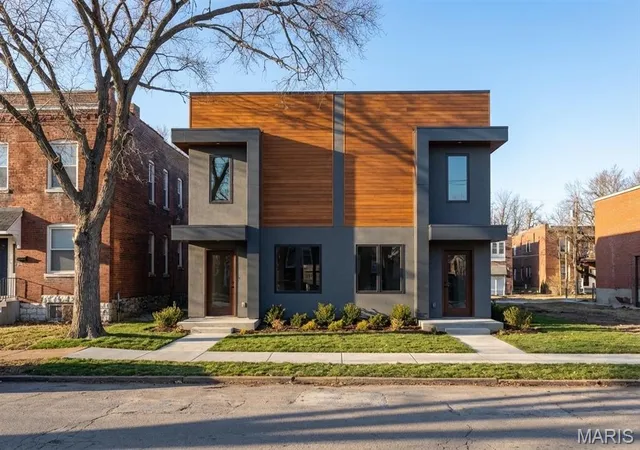 Photo 2 of Townhouse for sale at 1417 Dodier St, Saint Louis, MO 63107 | MLS# MIS26019989 | Listing updated on 2026-04-08