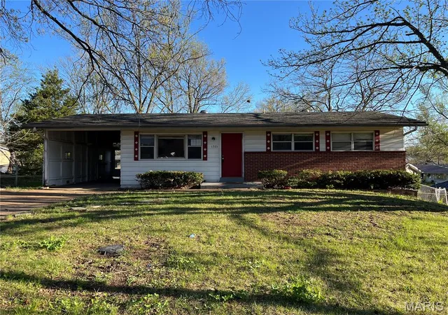 Homes for sale in St Louis, MO | 1765 Cargill Dr, St Louis, MO 63136 | MLS# MIS26020090