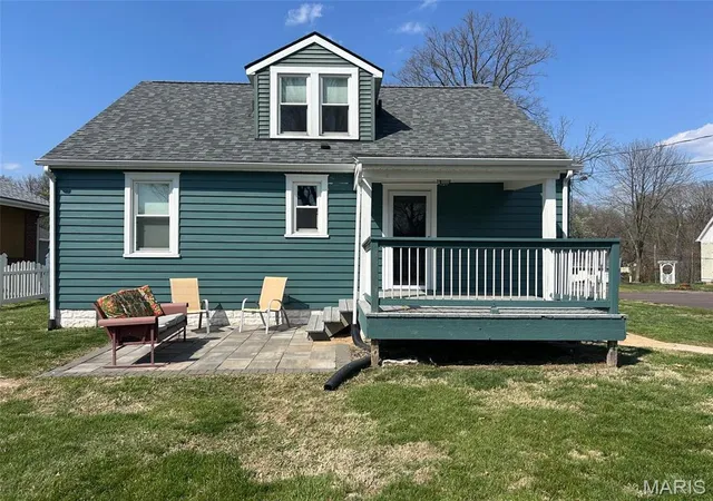 Homes for sale in Belleville, IL | 150 N 31St St, Belleville, IL 62226 | MLS# MIS26020169
