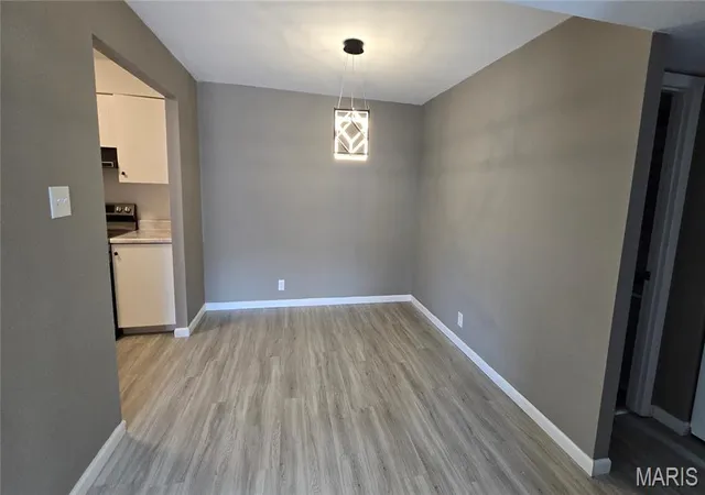 Photo 3 of Condo for sale at 1643 Summer Run Dr #23, Florissant, MO 63033 | MLS# MIS26020177 | Listing updated on 2026-09-23