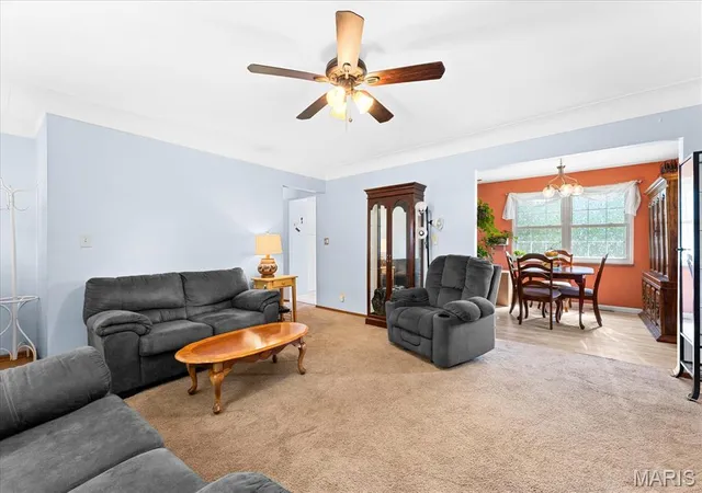 Homes for sale in Alton, IL | 223 Hy Vista Dr, Alton, IL 62002 | MLS# MIS26020217