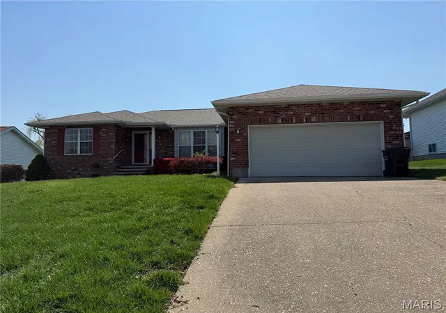 1st image of 1112 Murry Ln, Rolla, MO 65401 | MLS# MIS26020291