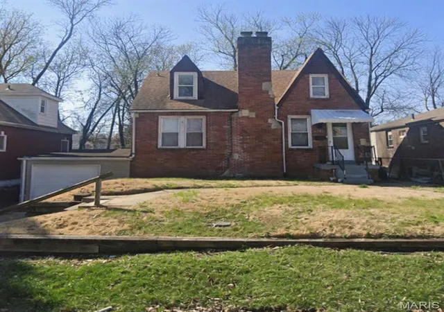 Homes for sale in Pagedale, MO | 6740 Robbins Ave, Pagedale, MO 63133 | MLS# MIS26020325