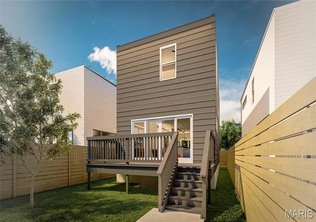 Photo 3 of Single family home for sale at 1404 Monroe St, Saint Louis, MO 63106 | MLS# MIS26020331 | Listing updated on 2026-09-01