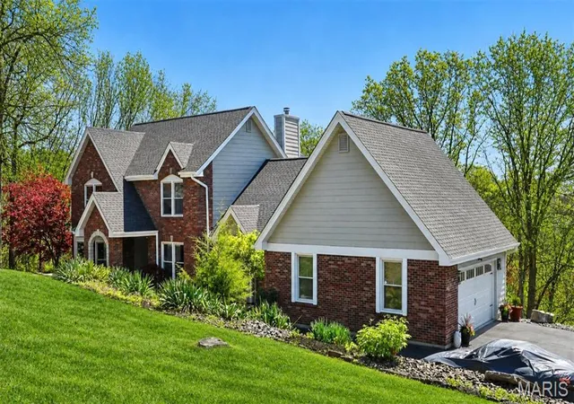 Homes for sale in Wildwood, MO | 1553 Ridge Rd, Wildwood, MO 63021 | MLS# MIS26020440