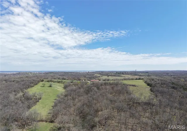5th image of 1806 Robinson, Hannibal, MO 63401 | MLS# MIS26020445