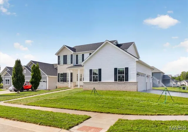 Photo 2 of Single family home for sale at 1228 Belclare Ct, O Fallon, IL 62269 | MLS# MIS26020465 | Listing updated on 2026-09-13