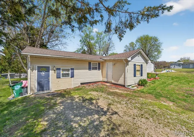 Homes for sale in De Soto, MO | 4267 Old Rd, De Soto, MO 63020 | MLS# MIS26020471