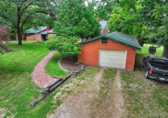 Homes for sale in Hermann, MO | 205 E 8Th St, Hermann, MO 65041 | MLS# MIS26020496