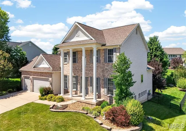 3rd image of 1225 Peruque Ridge Dr, Wentzville, MO 63385 | MLS# MIS26020583