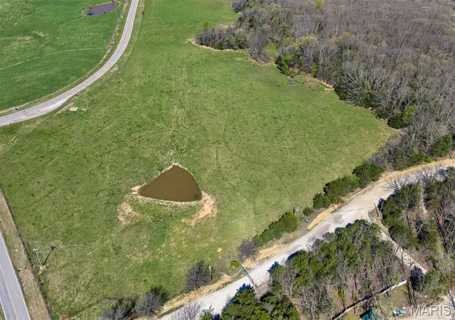Homes for sale in New Haven, MO | 3087 Acres Hwy C, New Haven, MO 63068 | MLS# MIS26020618