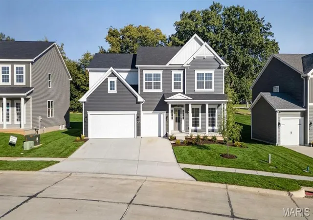 Photo 3 of Single family home for sale at 342 Healthy Way, Saint Charles, MO 63304 | MLS# MIS26020651 | Listing updated on 2026-10-27