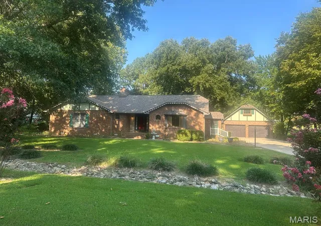 1st image of 11287 Cypress Point Ln, Dexter, MO 63841 | MLS# MIS26020681
