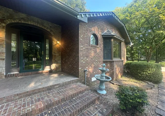 3rd image of 11287 Cypress Point Ln, Dexter, MO 63841 | MLS# MIS26020681
