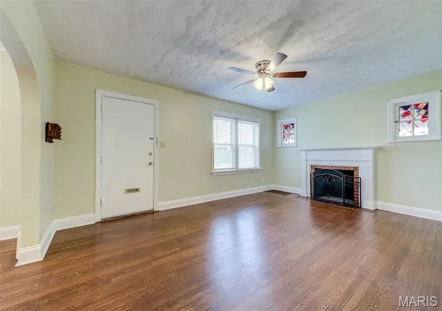 Photo 3 of Single family home for sale at 7710 Saint Albans Ave, Saint Louis, MO 63117 | MLS# MIS26020813 | Listing updated on 2026-07-28