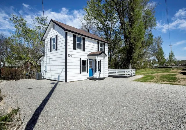 32nd image of 200 11th St, Crocker, MO 65452 | MLS# MIS26020860