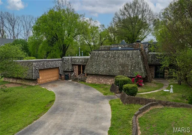 Homes for sale in Cape Girardeau, MO | 2409 Terrie Hill Rd, Cape Girardeau, MO 63701 | MLS# MIS26020889