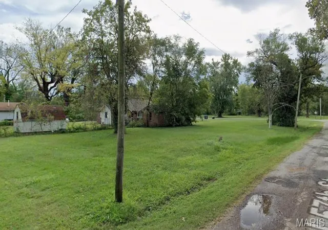 Photo 3 of Land for sale at 5701 N Park Dr, East Saint Louis, IL 62204 | MLS# MIS26020942 | Listing updated on 2026-04-15