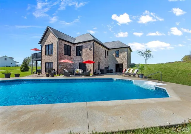 Homes for sale in Jackson, MO | 145 Saddlebrooke Rdg, Jackson, MO 63755 | MLS# MIS26020987