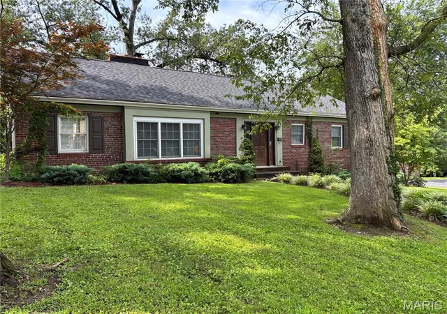 image of 514 Carson Rd, Saint Louis, MO 63135 | MLS# MIS26020990