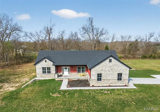 2nd image of 3525 Weatherby Lane, Farmington, MO 63640 | MLS# MIS26021018