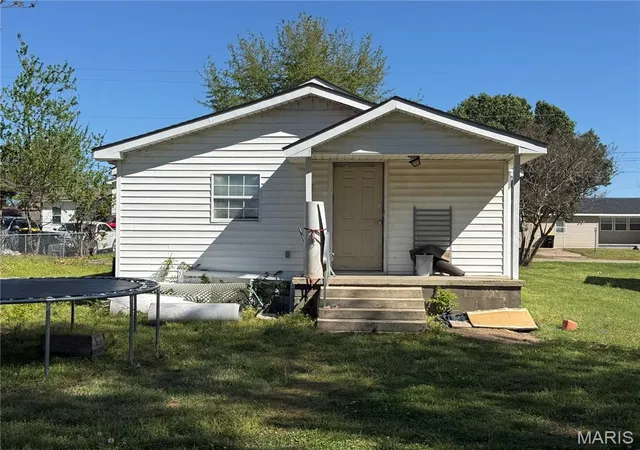 Homes for sale in Kennett, MO | 1413 George St, Kennett, MO 63857 | MLS# MIS26021023