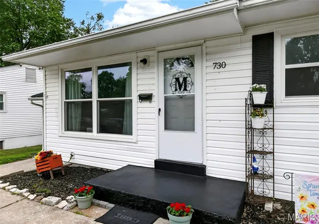 Photo 3 of Single family home for sale at 730 Babler Dr, Florissant, MO 63031 | MLS# MIS26021053 | Listing updated on 2026-10-02