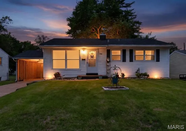 Photo 4 of Single family home for sale at 730 Babler Dr, Florissant, MO 63031 | MLS# MIS26021053 | Listing updated on 2026-10-02