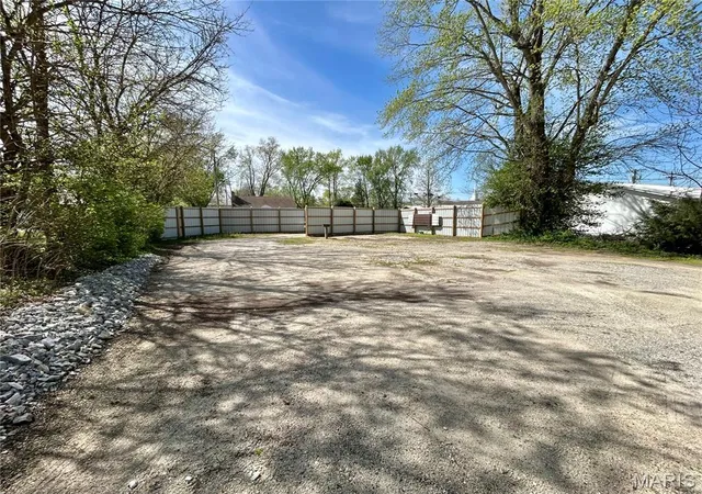 5th image of 306 E Franklin St, Salem, MO 65560 | MLS# MIS26021069