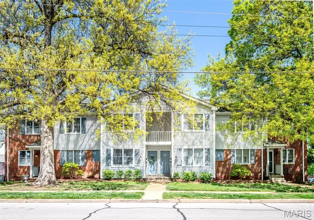 2nd image of 9039 W Swan Cir, Saint Louis, MO 63144 | MLS# MIS26021128
