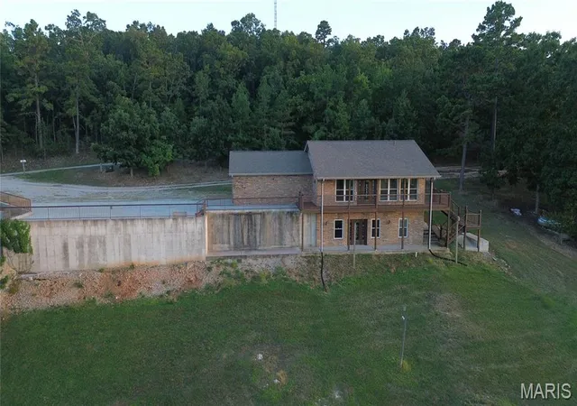 Photo 1 of Single family home for sale at 353 Skyline Dr, Van Buren, MO 63965 | MLS# MIS26021170 | Listing updated on 2026-10-02
