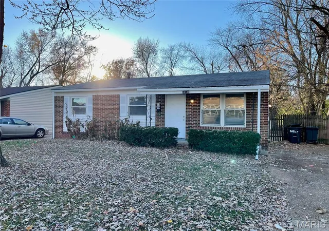 Photo 1 of Single family home for sale at 10149 Royal Dr, St Louis, MO 63136 | MLS# MIS26021250 | Listing updated on 2026-09-30