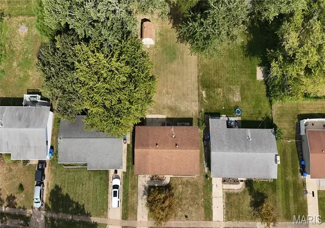 Photo 2 of Single family home for sale at 1445 Bobbinray Ave, Florissant, MO 63031 | MLS# MIS26021522 | Listing updated on 2026-09-23