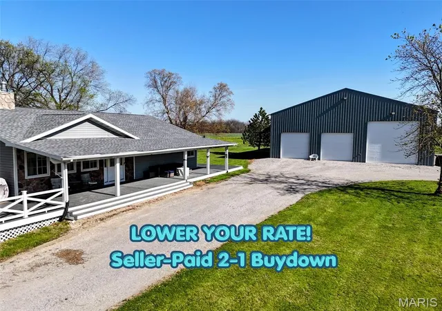 Photo 1 of Single family home for sale at 55272 Buffalo Ln, New London, MO 63459 | MLS# MIS26021540 | Listing updated on 2026-10-05