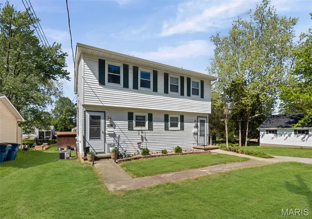 Homes for sale in Bethalto, IL | 528, 530A&B Mill St, Bethalto, IL 62010 | MLS# MIS26021600