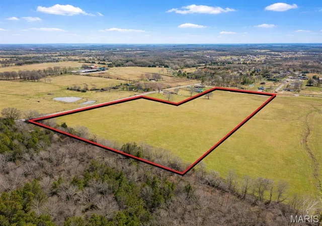 5th image of 1801 Tower Rd, Lebanon, MO 65536 | MLS# MIS26021656