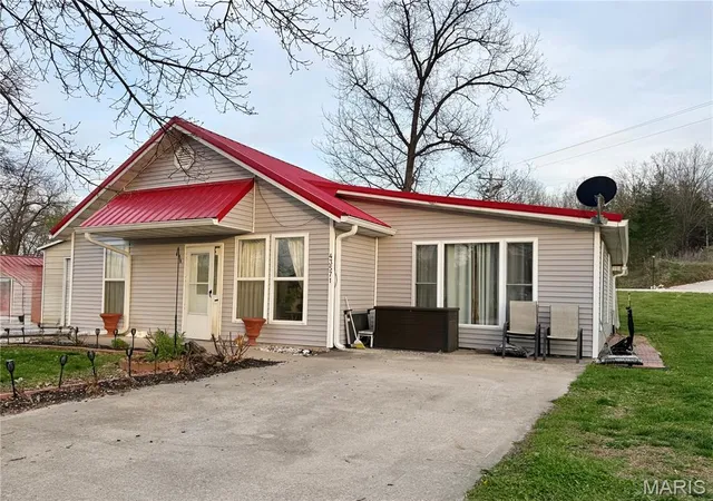 Homes for sale in Monroe City, MO | 43571 Blue Lagoon, Monroe City, MO 63456 | MLS# MIS26021688