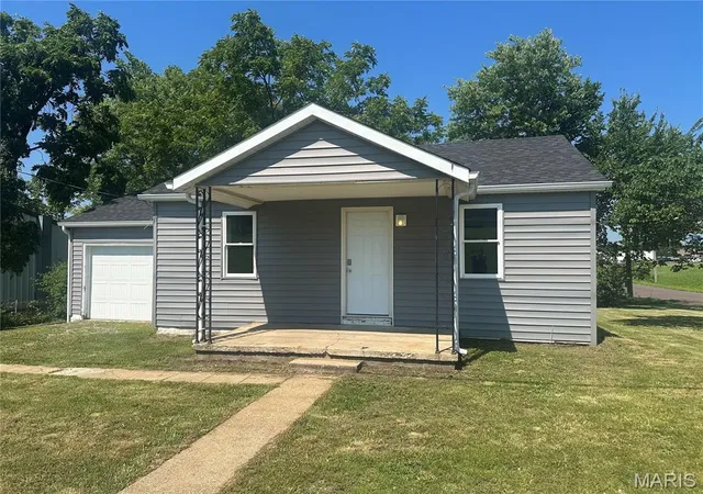 1st image of 549 N Mansion St, Sullivan, MO 63080 | MLS# MIS26021714