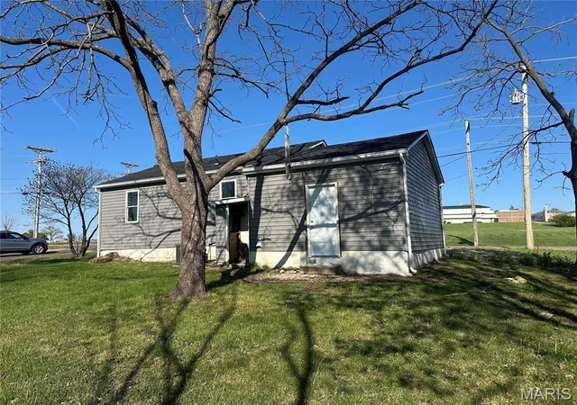 Homes for sale in Sullivan, MO | 549 N Mansion St, Sullivan, MO 63080 | MLS# MIS26021714