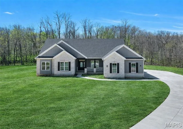Photo 1 of Single family home for sale at 300 Schaper Estates Xing, Foristell, MO 63348 | MLS# MIS26021777 | Listing updated on 2026-09-14
