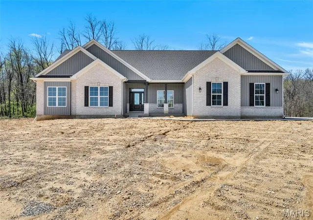 Photo 3 of Single family home for sale at 300 Schaper Estates Xing, Foristell, MO 63348 | MLS# MIS26021777 | Listing updated on 2026-09-14
