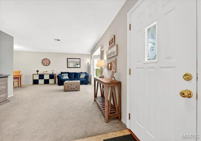 Photo 4 of Sale Pending at 1659 Pepperwood Dr, Saint Louis, MO 63146 | MLS# MIS26021781 | Listing updated on 2026-05-25