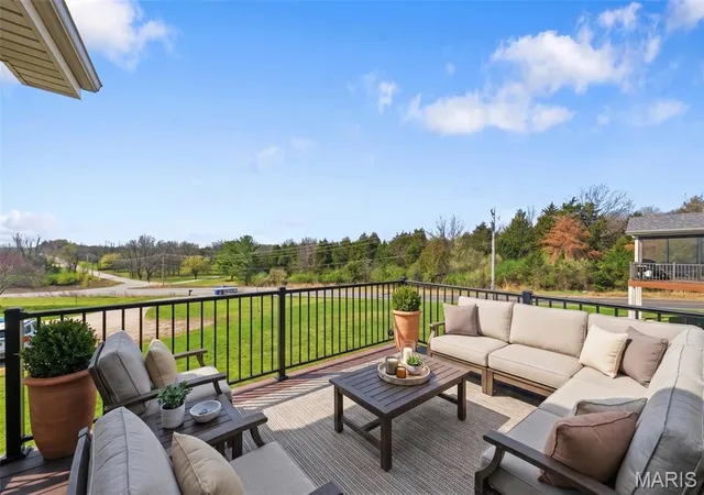 2nd image of 506 Columbia Downs Dr, Lake Saint Louis, MO 63367 | MLS# MIS26021812