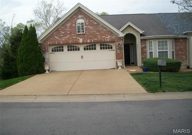 2nd image of 2404 Andrea Crest Dr, Washington, MO 63090 | MLS# MIS26021857