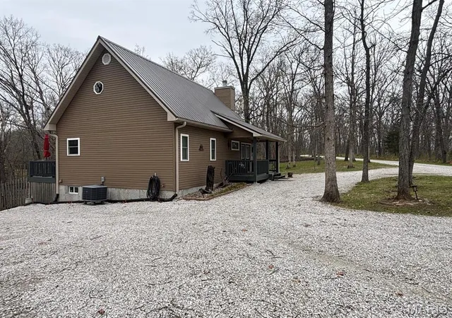 4th image of 39075 Monroe Road 554, Stoutsville, MO 65283 | MLS# MIS26021925