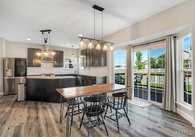 Photo 4 of Single family home for sale at 255 Mason Glen Dr, Lake Saint Louis, MO 63367 | MLS# MIS26022012 | Listing updated on 2026-05-10
